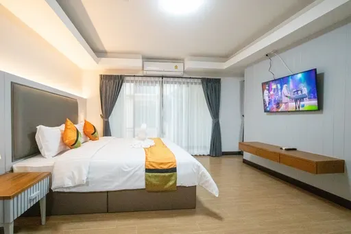 Grand Deluxe Room — Peacock De Pai Hotel